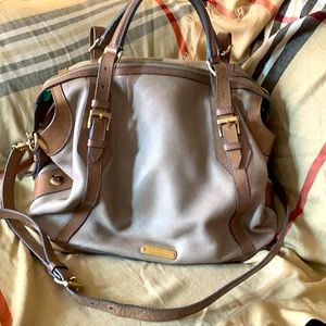 SALE!!!❤️ Tan/ Brown Burberry Bag